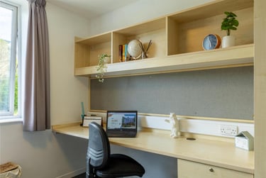 1 bed flat, De Walden Way, City Centre, Bradford, BD71BD - Image 8